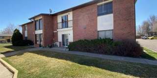 Special Offer! Florence @ 26th Ave 2 Bed | 1 bath - Central AC + In Unit Laundry Special Offer! Florence @ 26th Ave 2 Bed | 1 bath - Central AC + In Unit Laundry Gallery 1