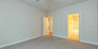 Black Mountain Townhouse Rental! Gallery 28