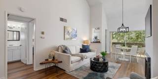 Beautiful 1 bed 3rd floor (top) condo in lakeside community in Culver City Gallery 8