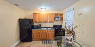 OCEANFRONT FURNISHED ANNUAL ONE BEDROOM ONE BATH Gallery 7