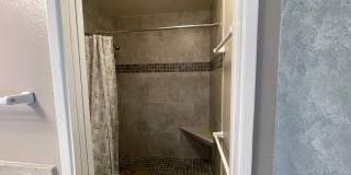 Spacious 3 bedroom with amazing views Gallery 20