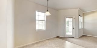 Alexis at Perry Pointe Gallery 80