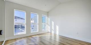 723 E Verdugo Avenue Gallery 24