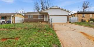 1520 Southeast 48th Place Gallery 1