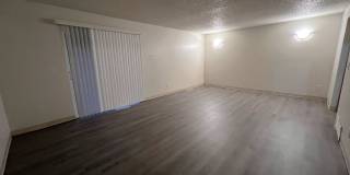 3 Bd Townhome Gallery 8
