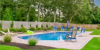 15 Pin Oak Lane Gallery 1