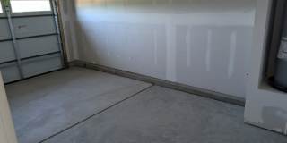 12004 Oak Street Gallery 5