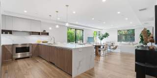 725 N Croft Ave unit: 110 Gallery 13