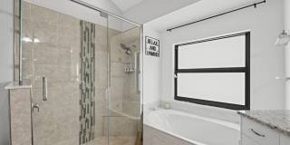 Stunning 4BR House in Naples Gallery 24