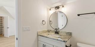 A great place to stay that is a nice and cozy cottage in the great neighborhood of Southwood Gallery 8