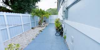 20760 NW 37th Ct Gallery 3