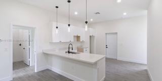 710 Peacock Ave Gallery 14