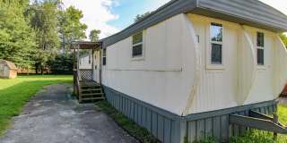 Move-In Ready • Water & Lawn Care Included! Gallery 1
