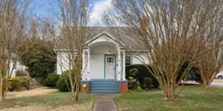 Charming Bungalow! Gallery 1