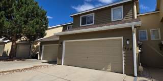 Great Townhome in Windsor Great Townhome in Windsor Gallery 1