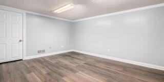 952 Charleston Way Drive Gallery 16