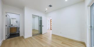 1239 N Orange Drive Gallery 6