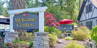 Forest Hill Village Gallery 33