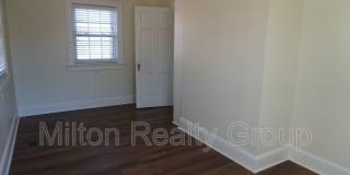 1203 S Main Gallery 7