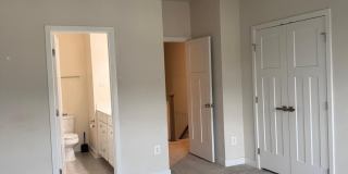 4812 CREST VIEW Drive Gallery 22