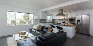 131 S Maple Gallery 2