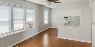 3708-3714 North Sheffield Gallery 2