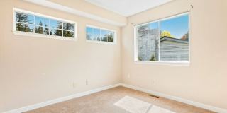 Beautiful Renovated Four Bedroom House for Rent in Renton Washington Beautiful Renovated Four Bedroom House for Rent in Renton Washington Gallery 9