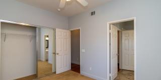 Spacious 6 Bedroom Home With Huge Backyard! Gallery 17