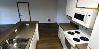 Beautiful 2 Bed 2 Bath Apartment - FIRST MONTH FREE!! Gallery 16