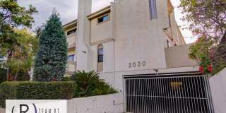 Gorgeous townhouse in a quiet 6-unit gated complex Gallery 3