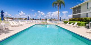 ** SMOKEHOUSE BAY OF MARCO ** 2/2 SEASONAL UNIT ON MARCO ISLAND AVAILABLE ** BEST WATERWAY VIEW HERE ** Gallery 29