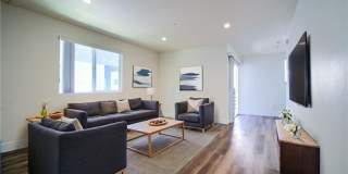 1427 S New Hampshire Avenue Gallery 9