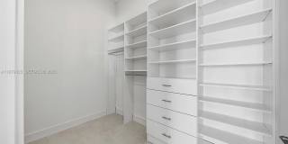 5718 Ashwood Cir W Gallery 45