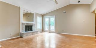 4-BEDROOM IN BLOSSOM PARK Gallery 4