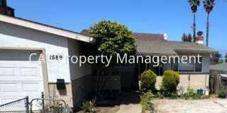 Three bedroom house in Seaside, CA Gallery 1