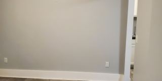 402 Huntington Street Gallery 11