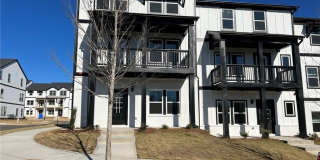 431 Lincoln Street Gallery 1