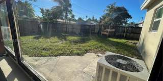 1810 SW 64th Ter Gallery 14