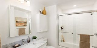 The Franklin at Hancock Village Gallery 11