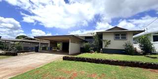 Newly Refreshed 3 Bedroom, 1.5 bathroom with Carport (Pearl City) Gallery 1