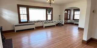 South Minneapolis Renovated Single Family Home, New Bathrooms, Hardwood Floors, W/D Gallery 3
