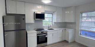 2213 Grant St Gallery 1