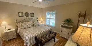 Beautiful Over Sized TURNKEY SEASONAL 2 bed 2 bath Rental on Golf Course in Polo Ridge Gallery 19