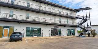 Stylish Condo in East Austin. Must See Opportunity! Gallery 1