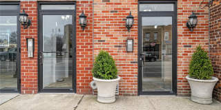 402 Jericho Turnpike Gallery 17