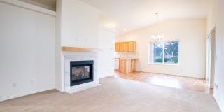 1502 North Madson Lane Gallery 1