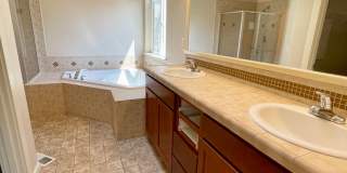 Large Bothell home! Gallery 16
