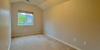 LOVELY GRESHAM TOWNHOME, GREAT LOCATION! Gallery 14