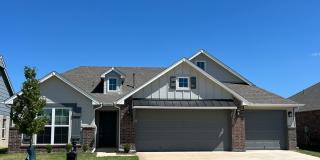 BIXBY - New 4 Bed - 3 Bath - 3 Car Garage Gallery 1