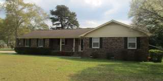 Walking Distance to Swan Lake Gardens Gallery 1